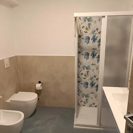 Apartment Caraceni 1 *