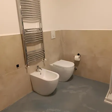 Caraceni 1 Apartmán *